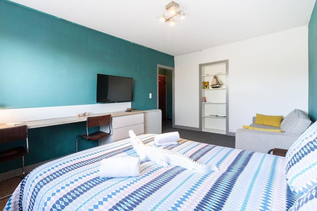 La Chambre Des Secrets / Parking / Wifi Toulouse Luaran gambar